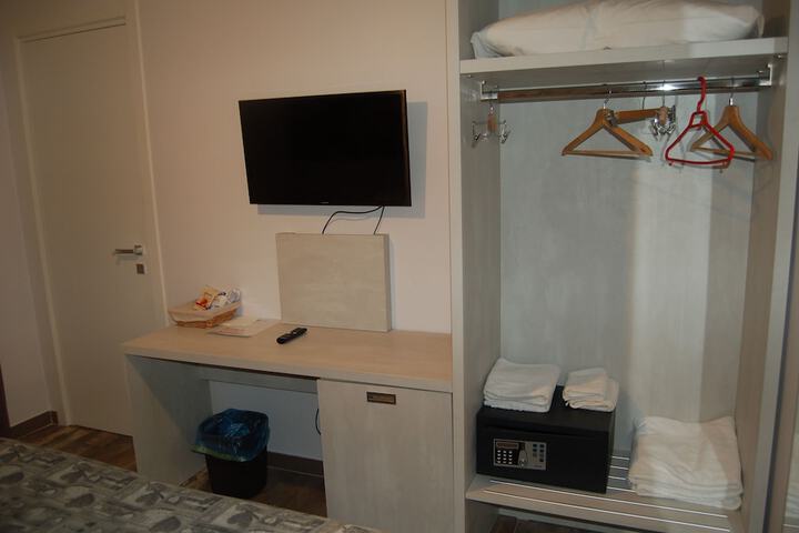 Room 40 of 58