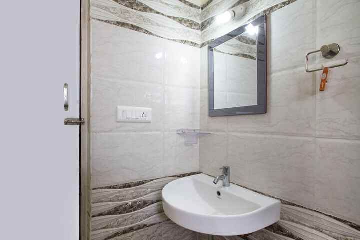 Room 10 of 21