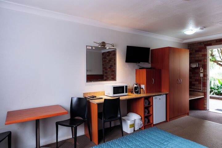 Room 13 of 95