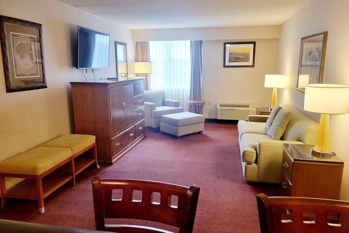 Room 13 of 40