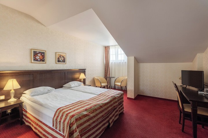Room 20 of 48