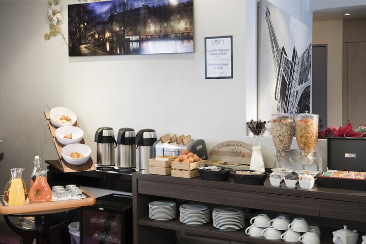 Breakfast/Coffee Service 27 of 34