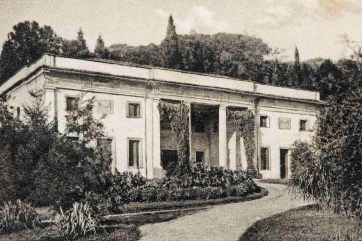 Hotel 56 of 57