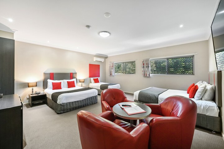 Room 12 of 72