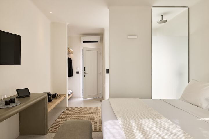 Room 82 of 254