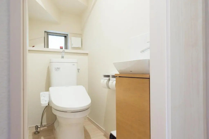 Room 7 of 25