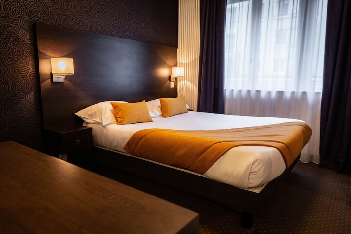 Room 16 of 21