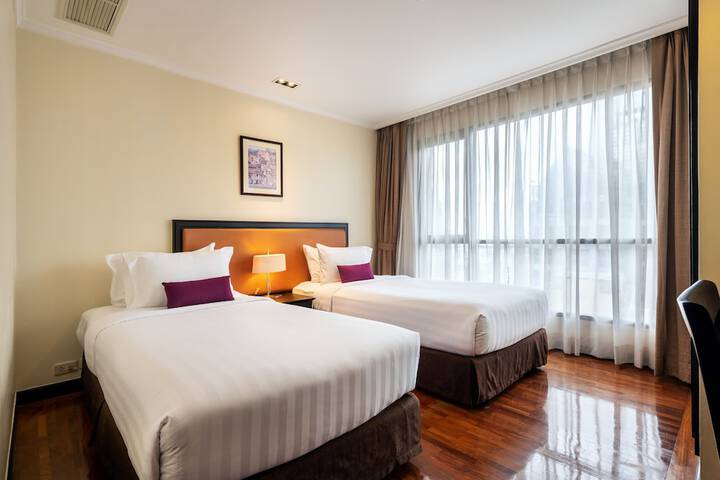 Room 21 of 119
