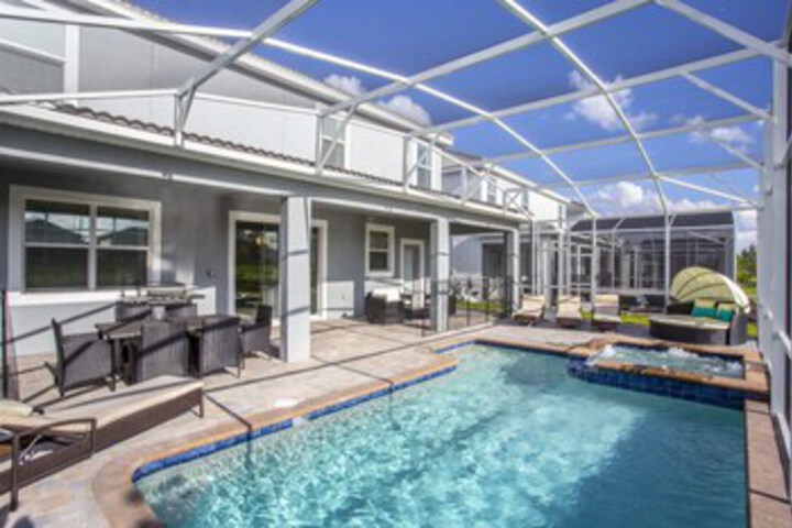 1584 Maidstone Ct