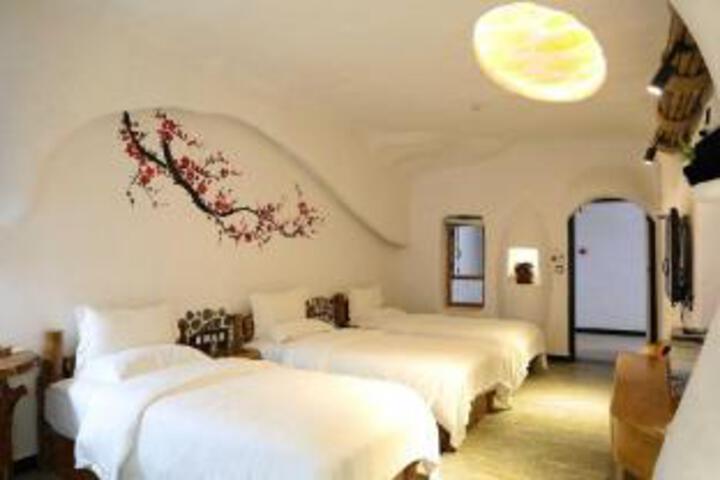 Room 10 of 10