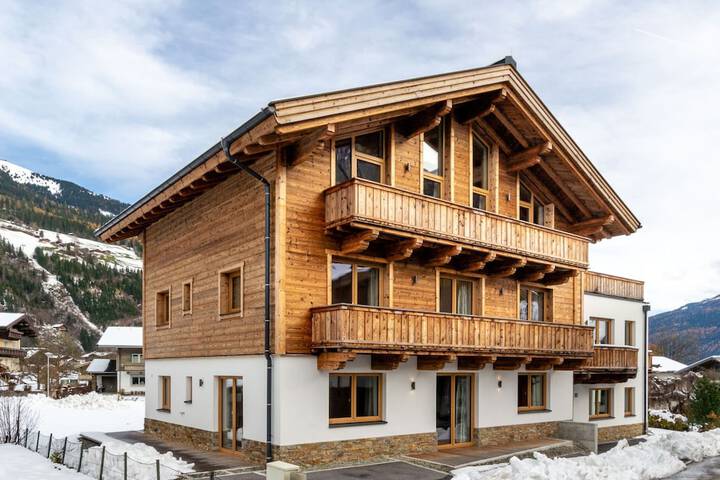 Chalet in Neukirchen am Grossvenediger With Sauna in Neukirchen am Grossvenediger
