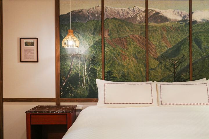 Room 10 of 78