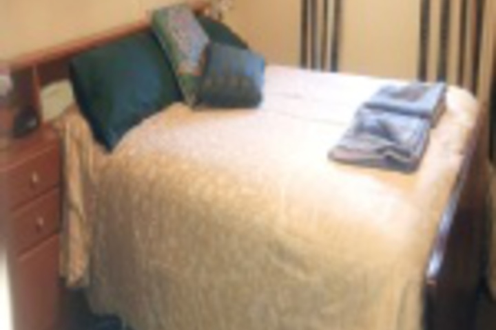 Room 72 of 407