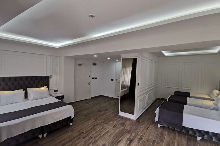 Room 31 of 85
