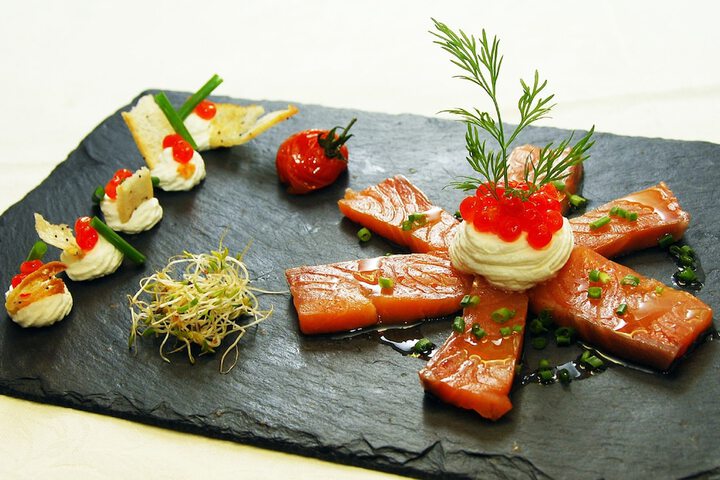 Dining 36 of 47
