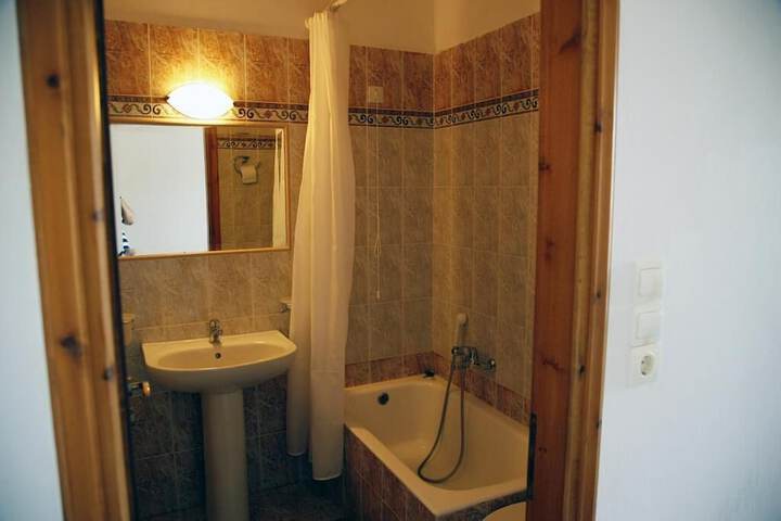 Room 20 of 44