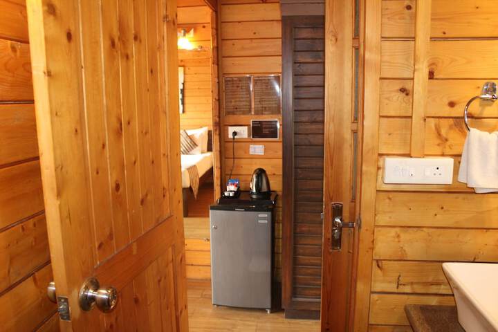 Room 13 of 64