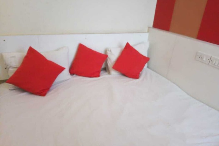 Room 2 of 4