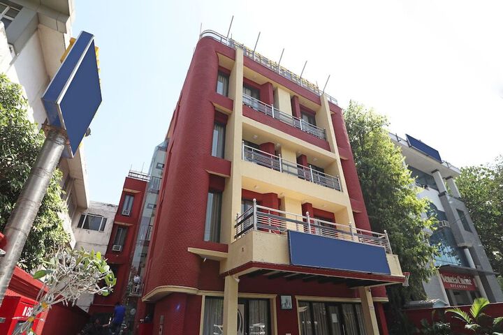 Exterior of OYO 11201 NEAR BHIKAJI CAMA PLACE