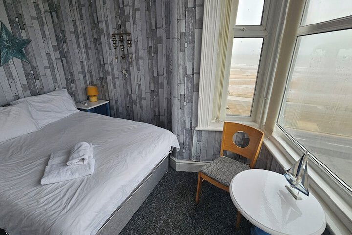Room 19 of 51