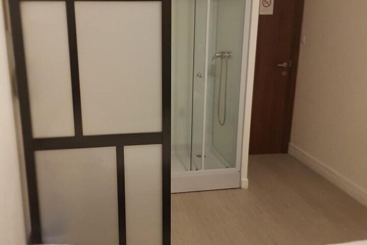 Room 22 of 45