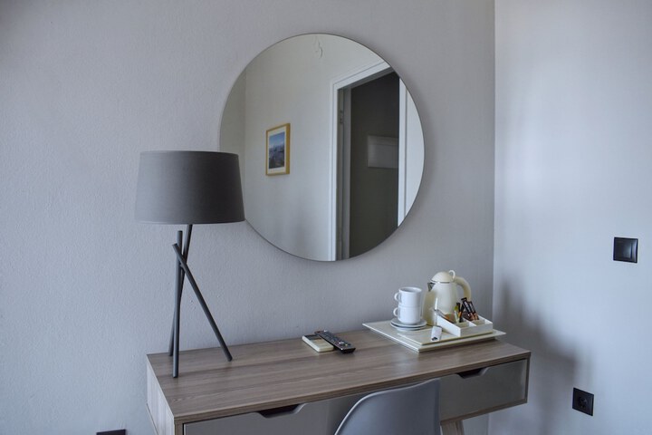 Room 56 of 261