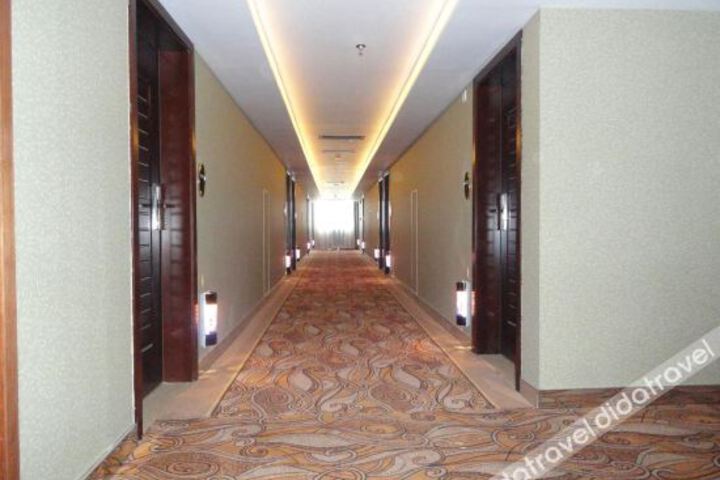 Hotel Interior 10 of 14