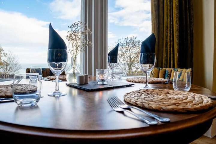 Dining Photos