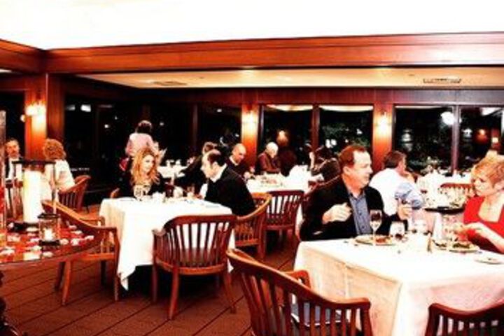 Dining 11 of 48