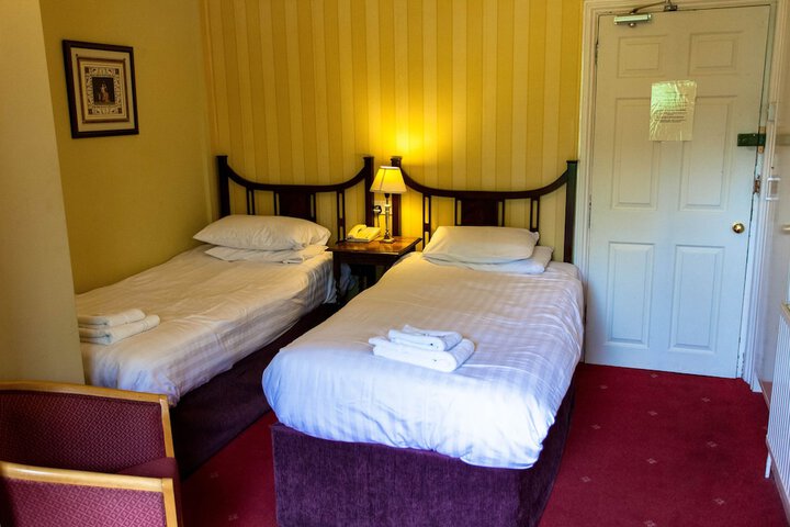 Room 12 of 69