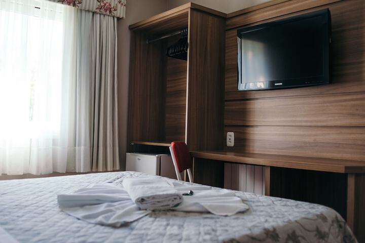 Room 9 of 122