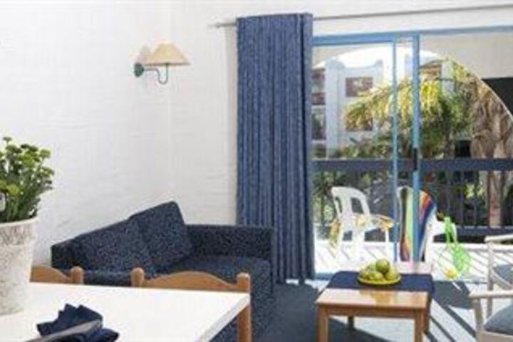 Room 20 of 37