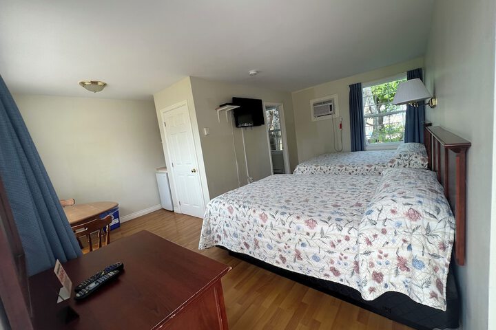 Room 17 of 64