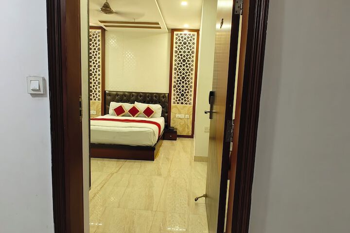 Room 44 of 115