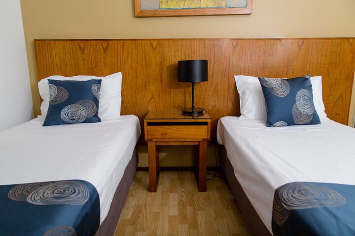 Room 21 of 48