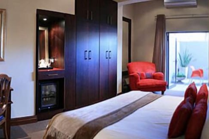 Room 18 of 52