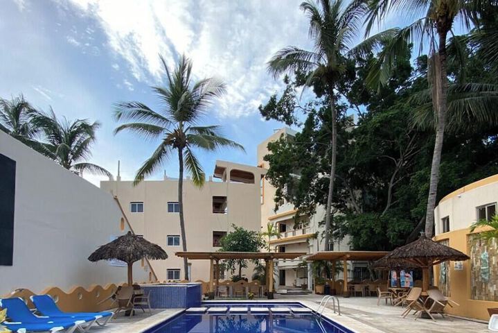 Pool 2 of 14