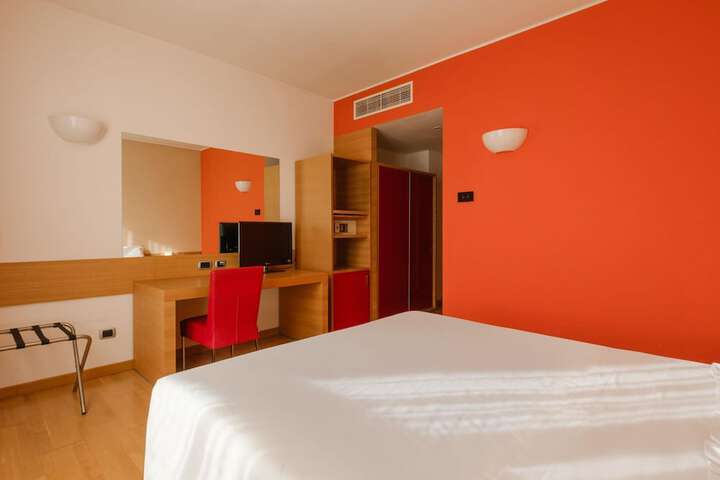 Room 20 of 59