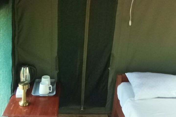 Room 12 of 46