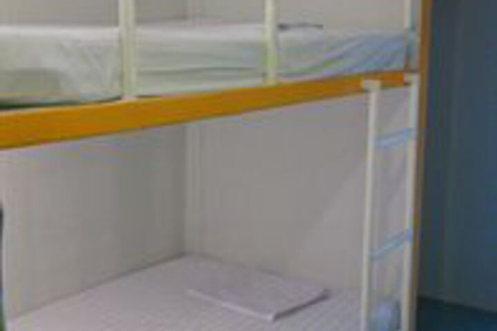 Room 17 of 38