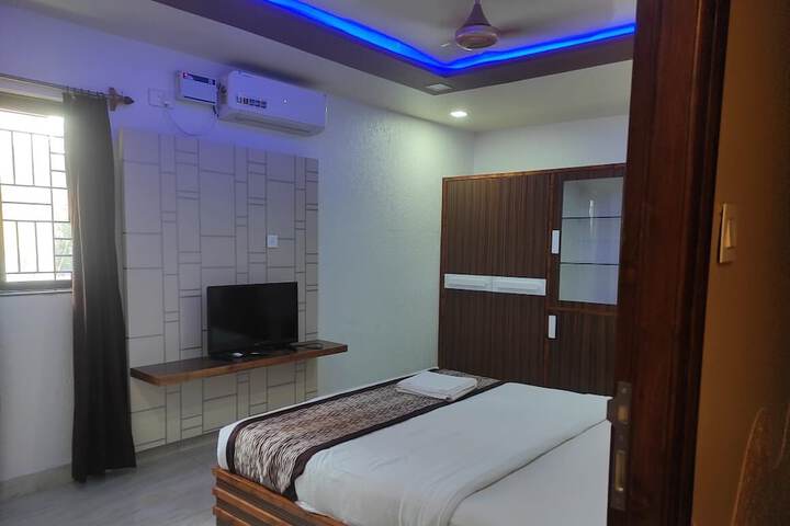 Room 20 of 53
