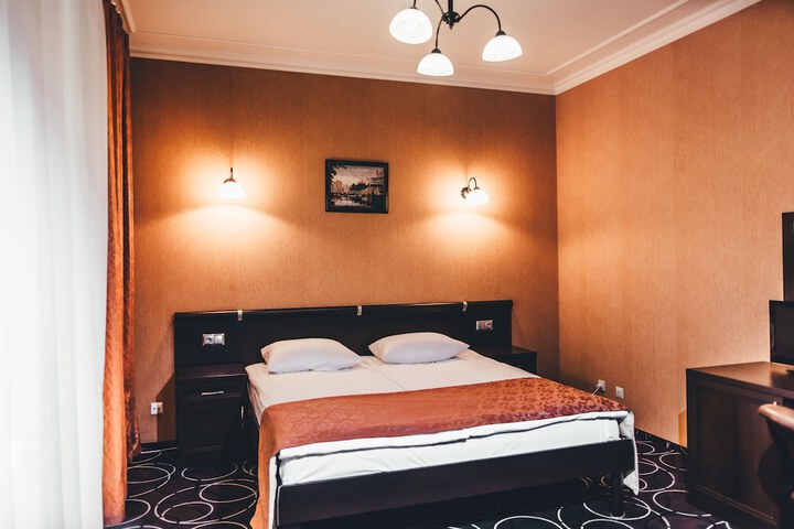 Room 14 of 63