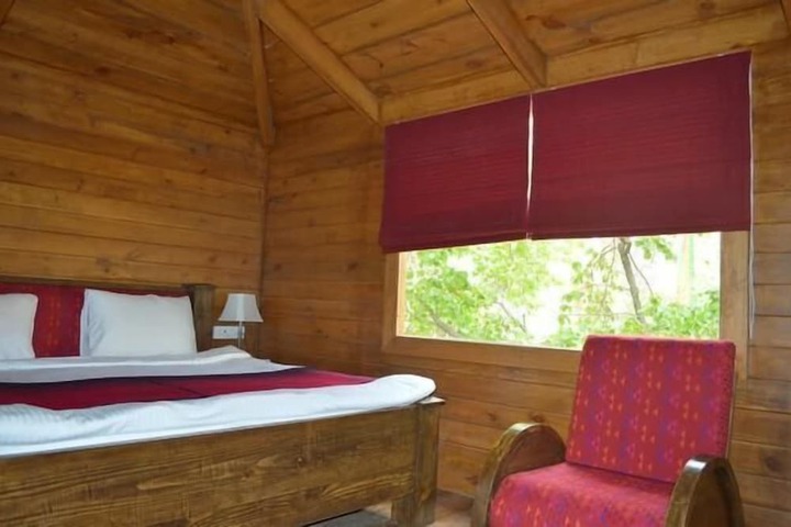 Room 6 of 35