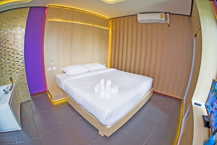 Room 5 of 59