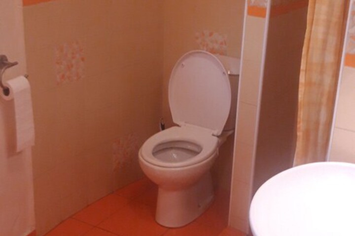 Room 43 of 82