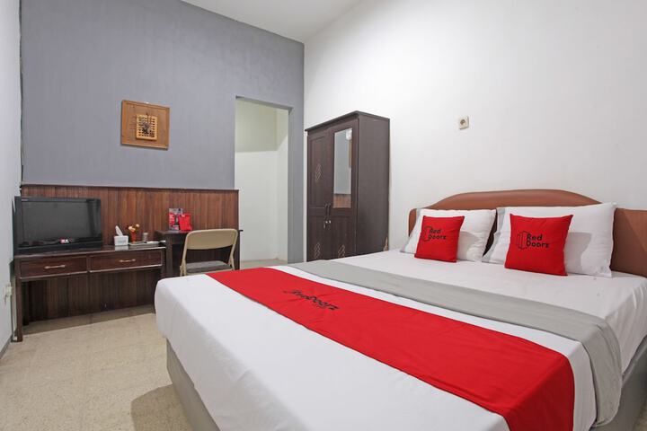 Room 5 of 23