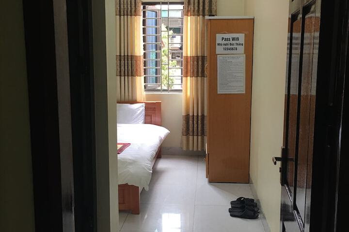 Room 37 of 82