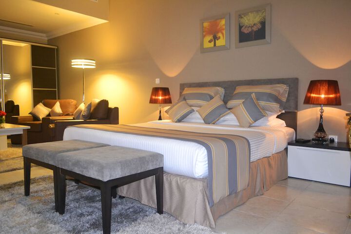 Room 7 of 42