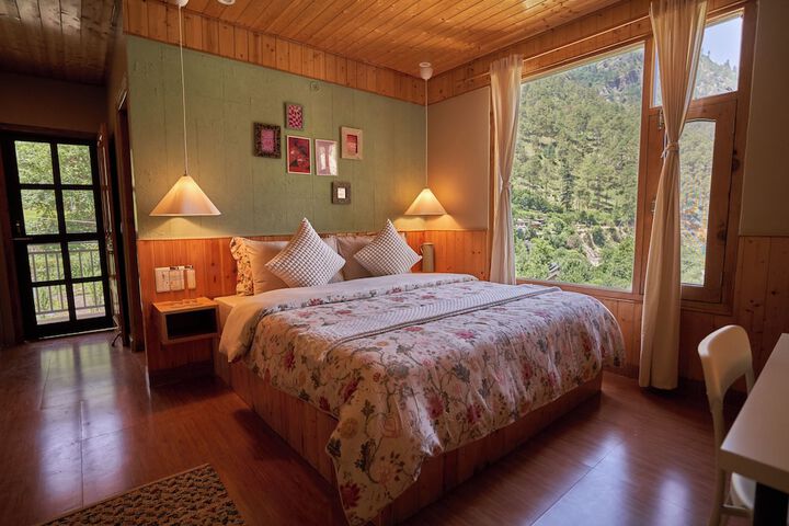 Room 4 of 47