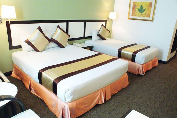 Room 21 of 43